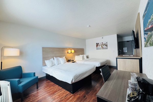 Room, 2 Queen Beds, Non Smoking