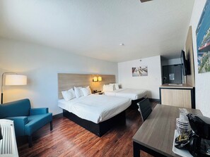 Kamer, 2 queensize bedden, niet-roken | Een laptopwerkplek, verduisterende gordijnen, gratis babybedden