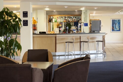 Holiday Inn Express Cardiff Airport by IHG