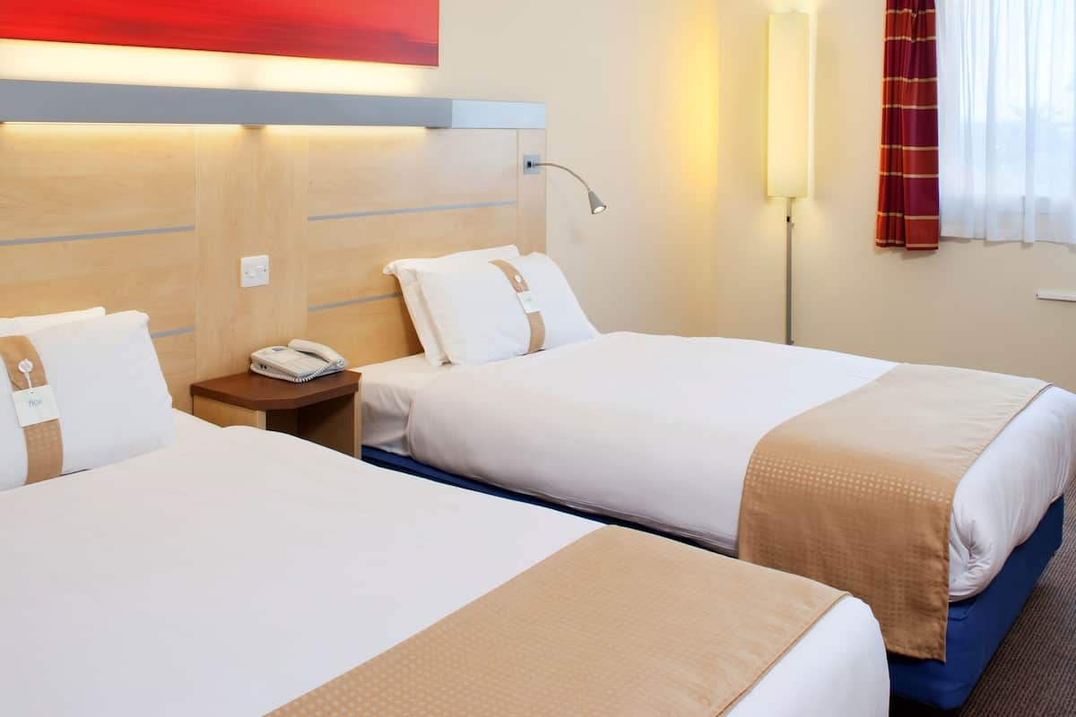 standard room, 2 single beds | desk, laptop workspace, blackout curtains, soundproofing