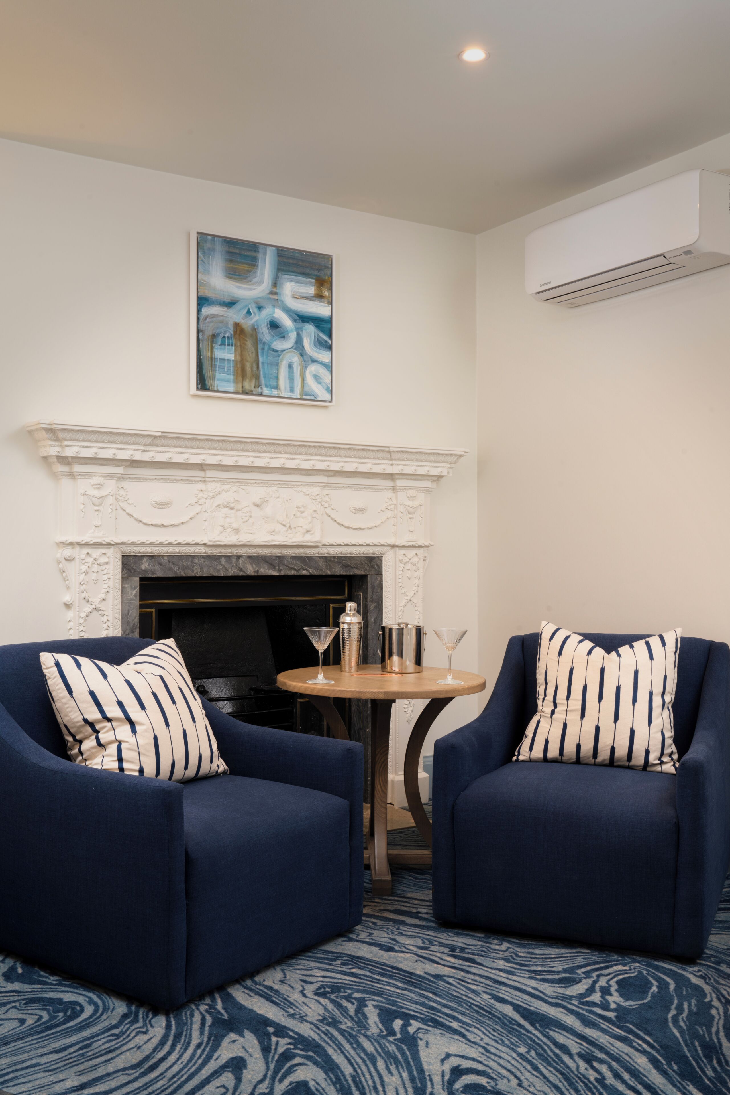 Family Room (Standard) | Desk, blackout curtains, iron/ironing board, travel cot