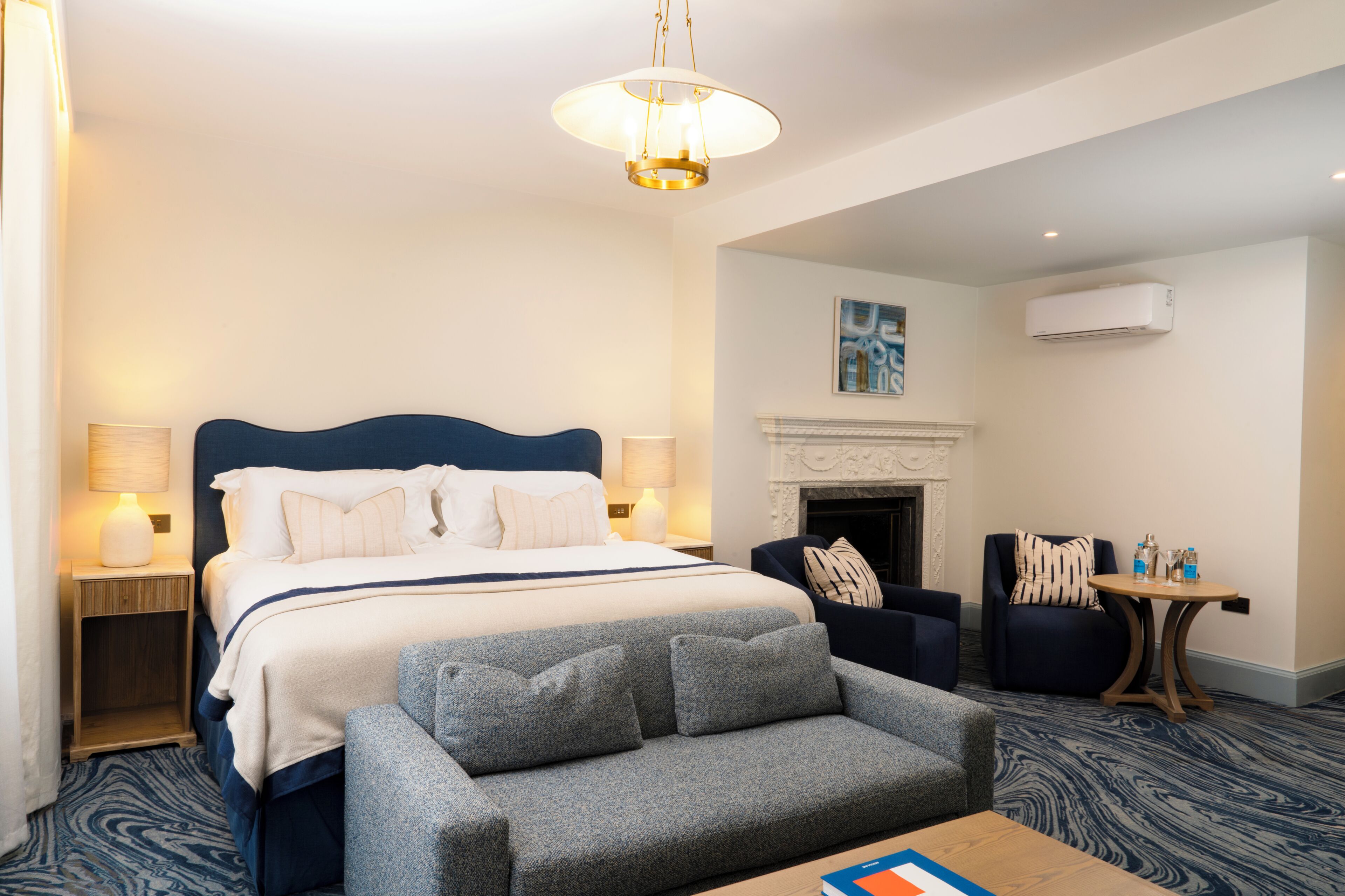 Standard Room, 1 Double Bed | Desk, blackout curtains, iron/ironing board, travel cot