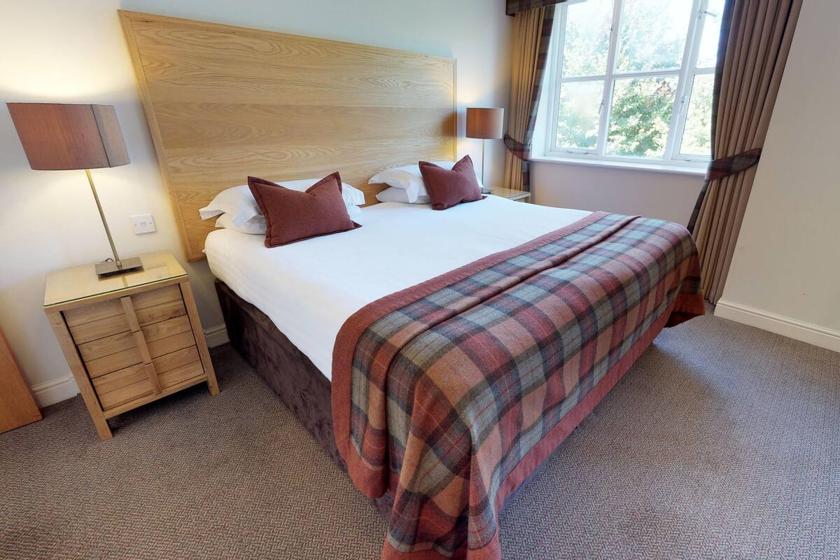 Standard Apartment, Multiple Beds | Desk, blackout drapes, iron/ironing board, free WiFi