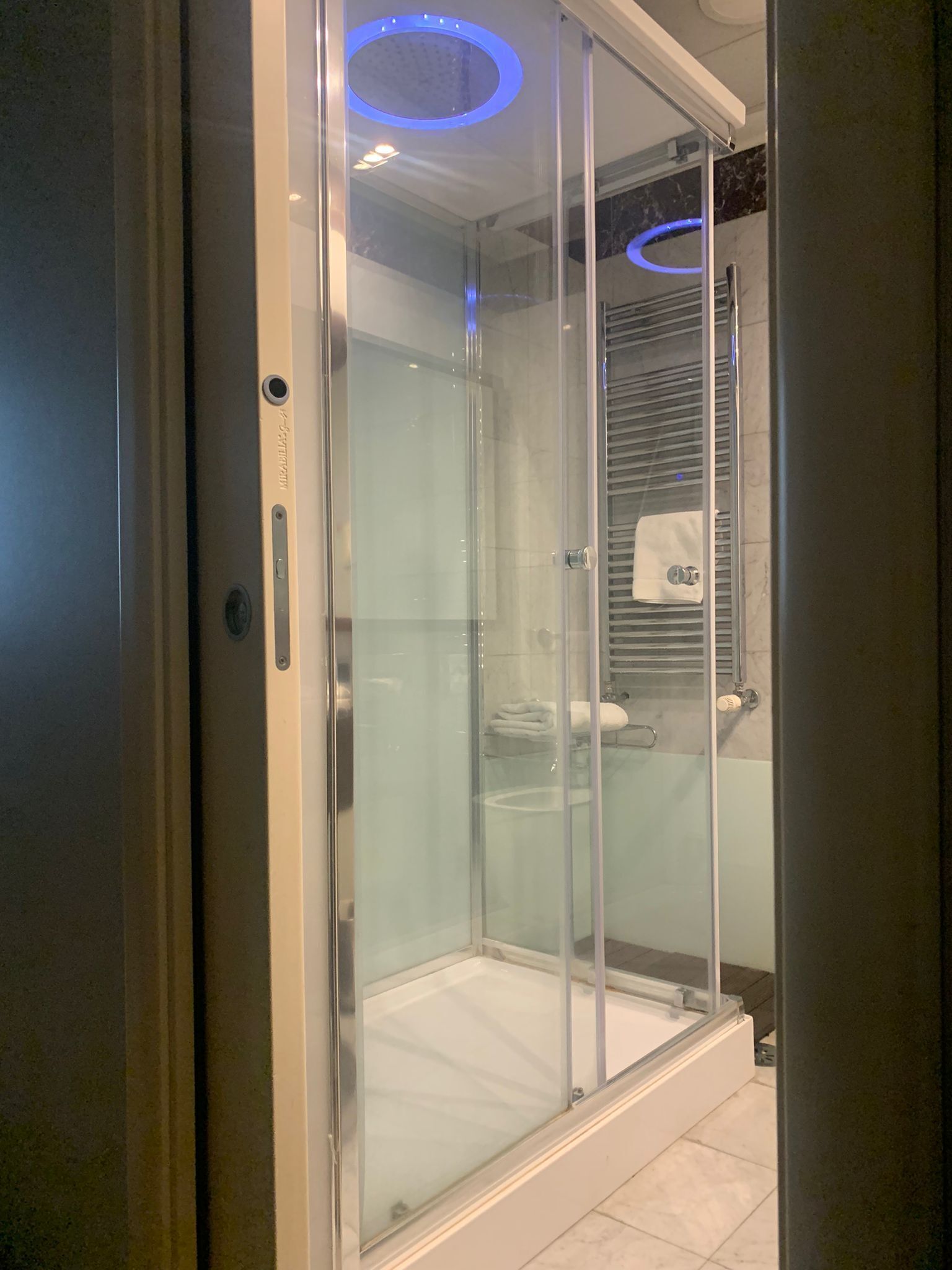 comfort room | bathroom | combined shower/bathtub, free toiletries, hair dryer, slippers