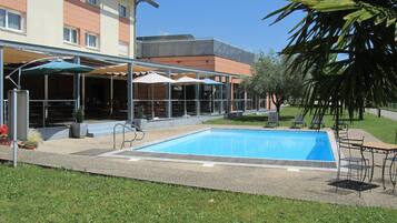 Desk, iron/ironing board, free cribs/infant beds, rollaway beds