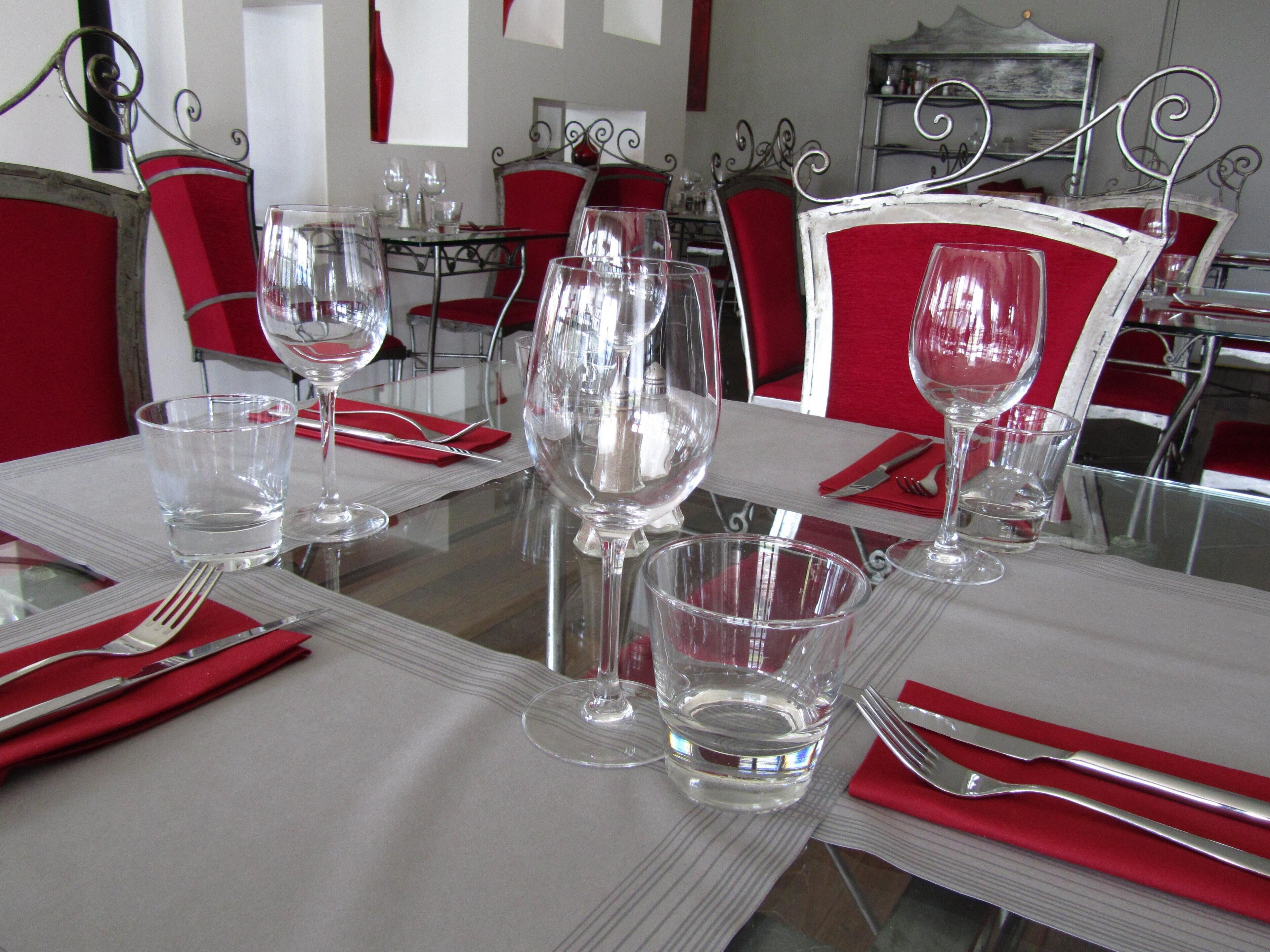 Serveert lunch en diner