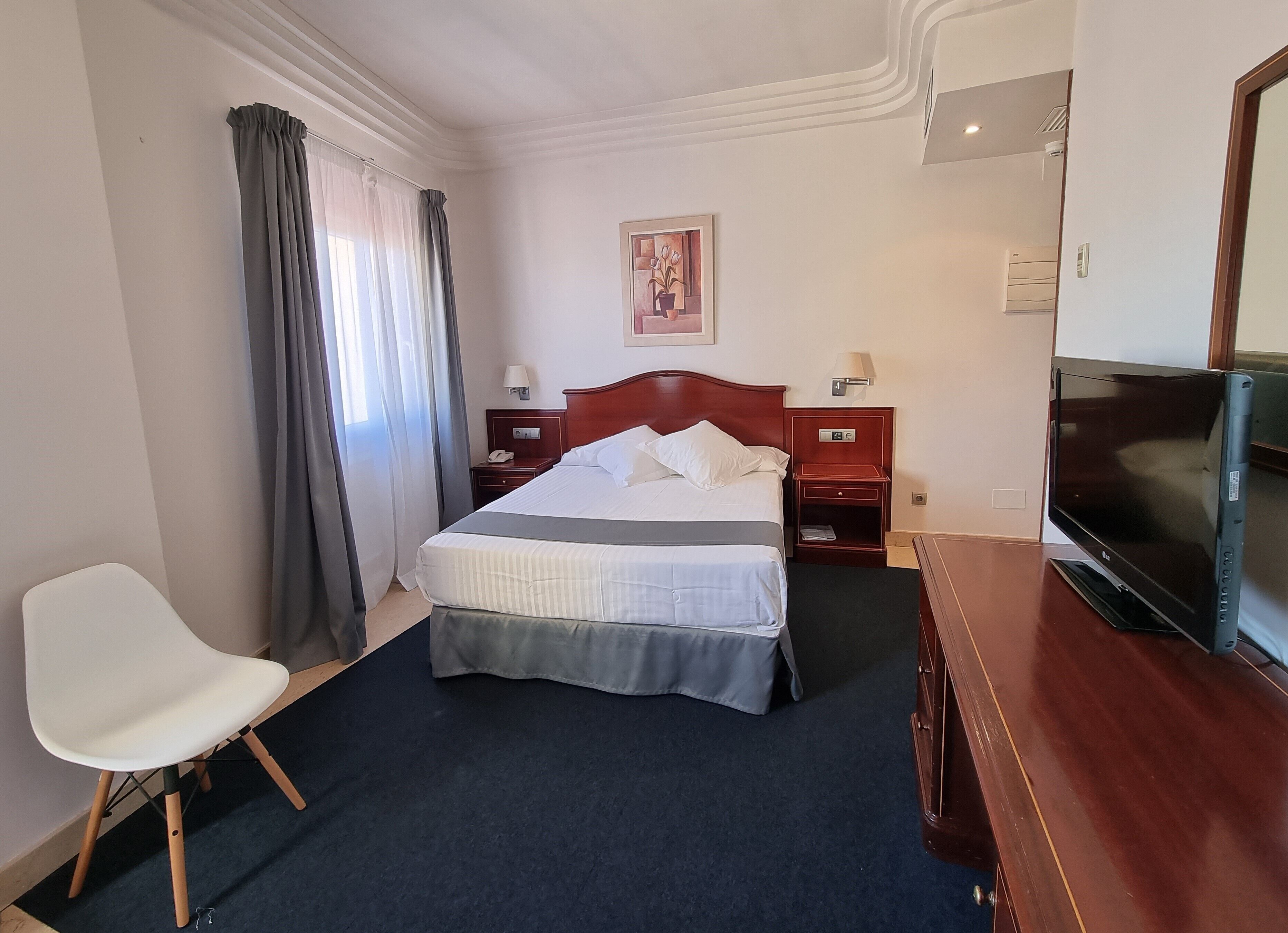 Photo - Hotel Gran Legazpi