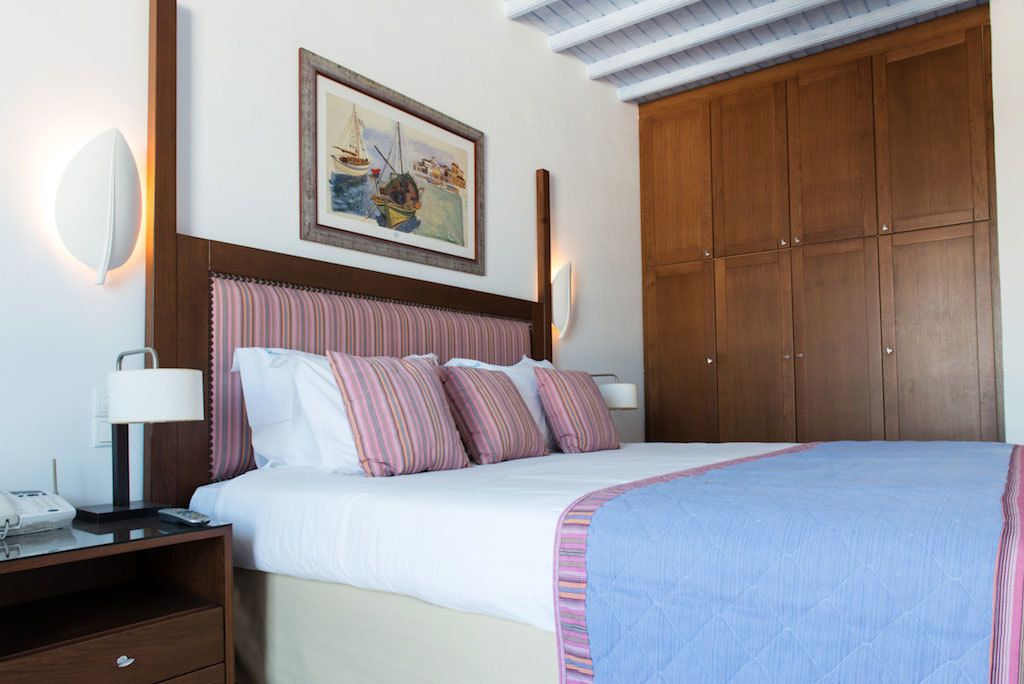 Suite | Minibar, caja fuerte, escritorio y sistema de insonorización
