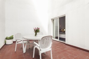 Zimmer, 2 Schlafzimmer | Terrasse/Patio