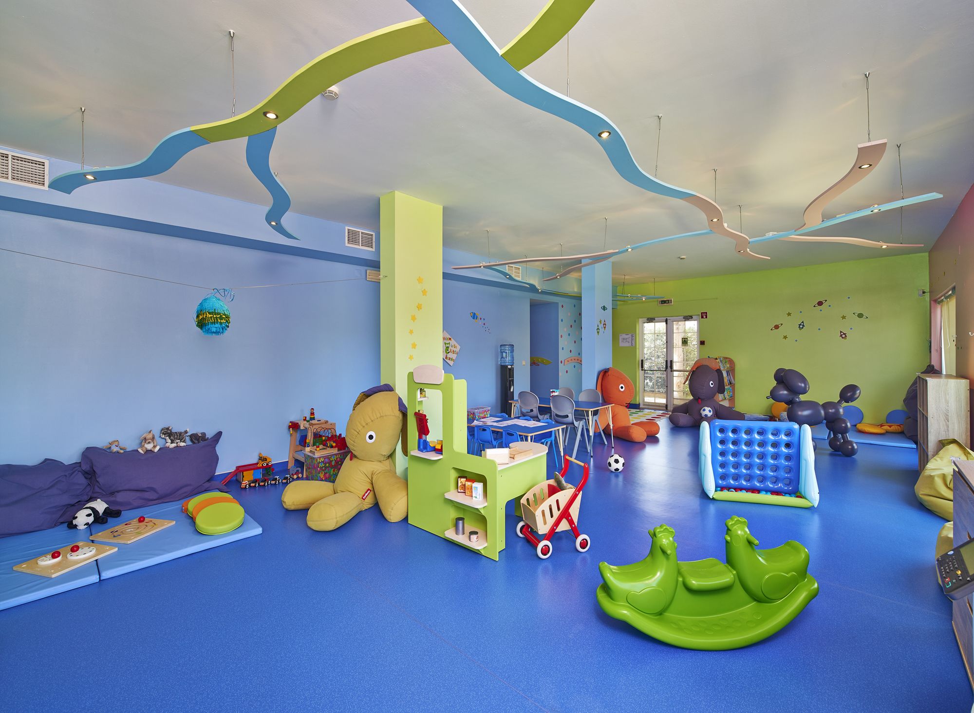 children’s play area – indoor