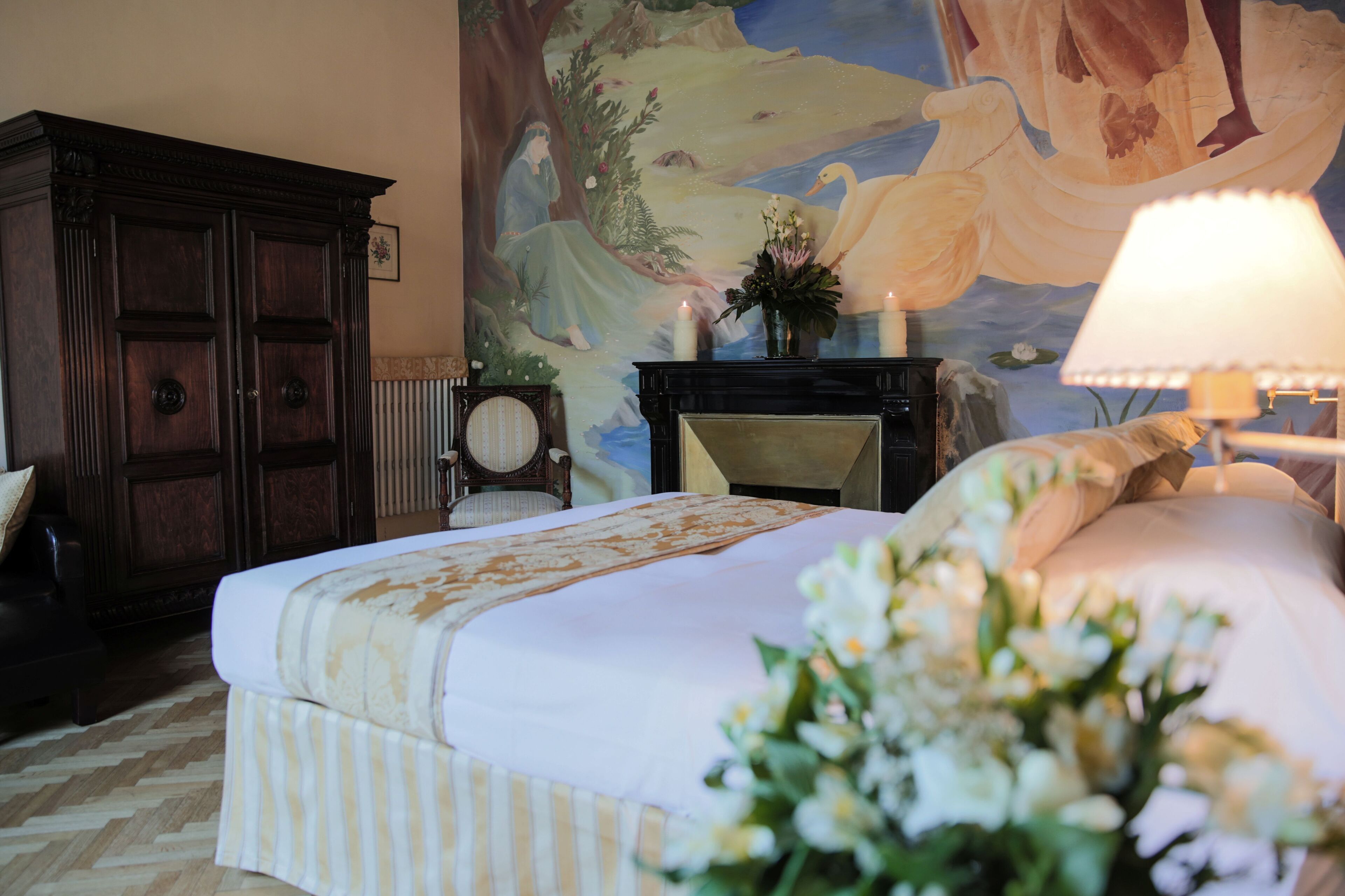 Minibar, Zimmersafe, Schreibtisch, Bügeleisen/Bügelbrett