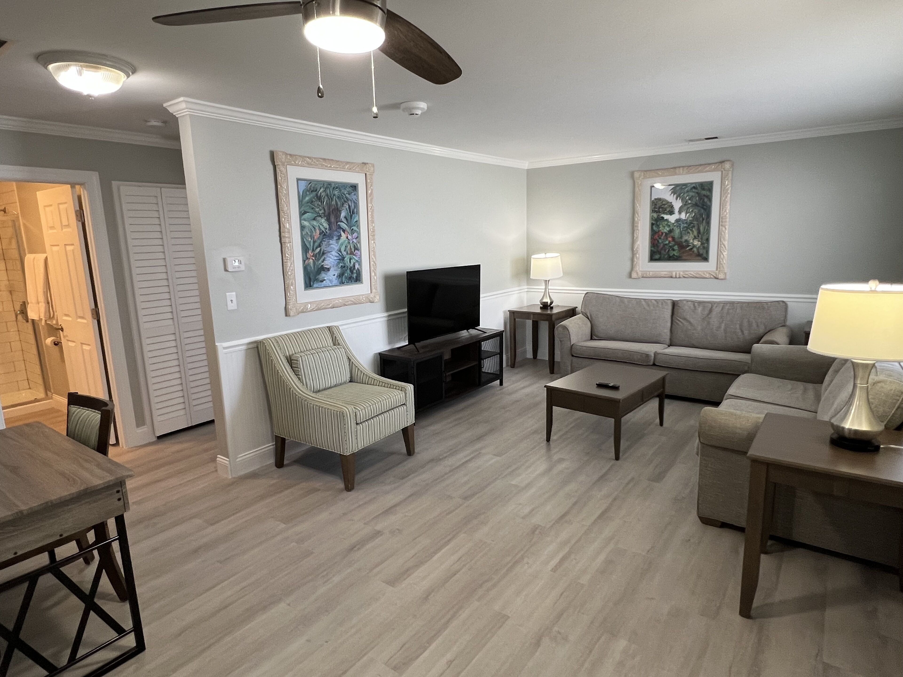 suite, 2 bedrooms, kitchen, lakeside | living area | 43-inch flat-screen tv with cable channels, tv