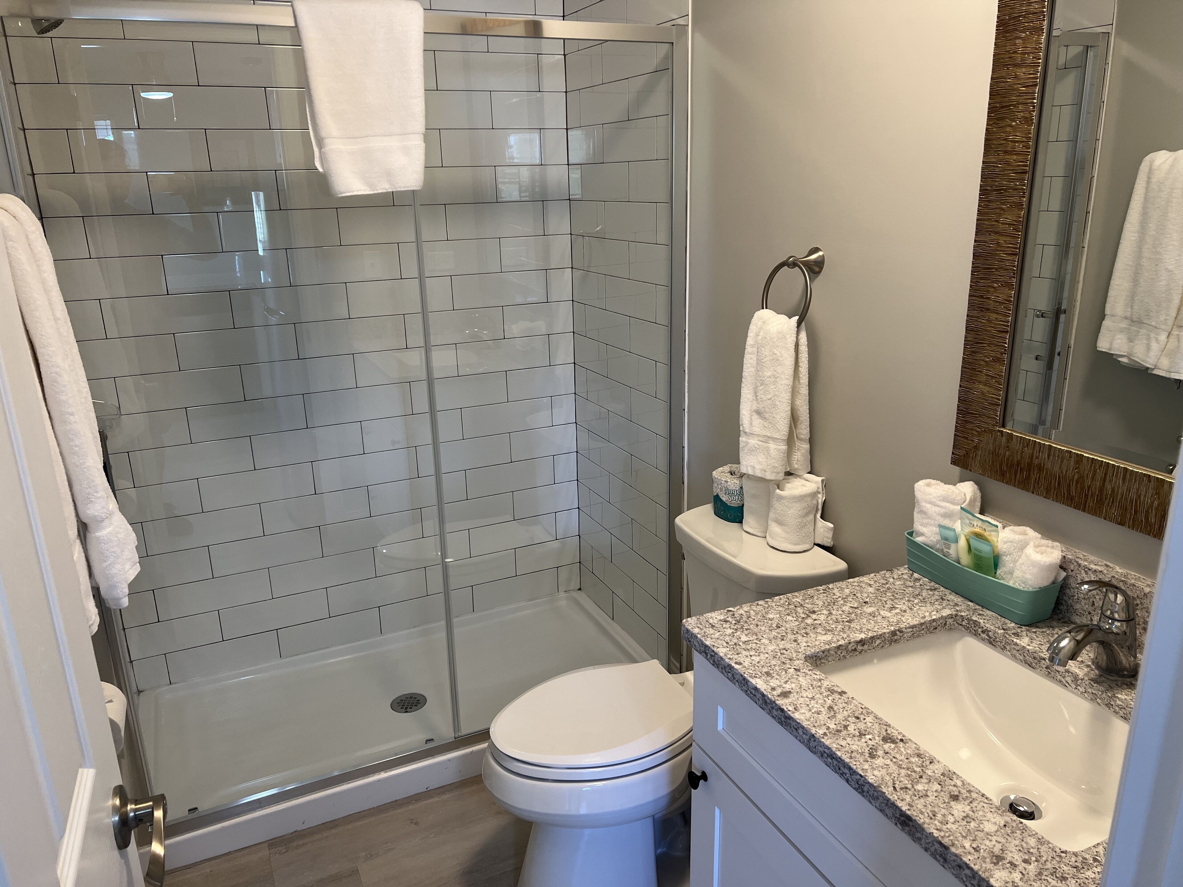 suite, 2 bedrooms, kitchen, lakeside | bathroom | free toiletries, hair dryer, towels, soap