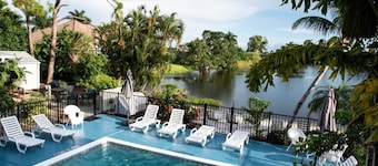 Marco Island Lakeside Inn