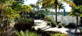Marco Island Lakeside Inn