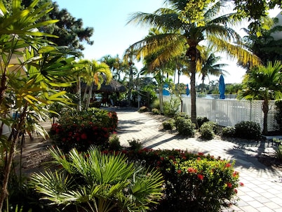 Marco Island Lakeside Inn
