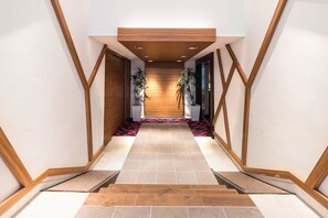 Hallway - the b akasaka (Tokyo)