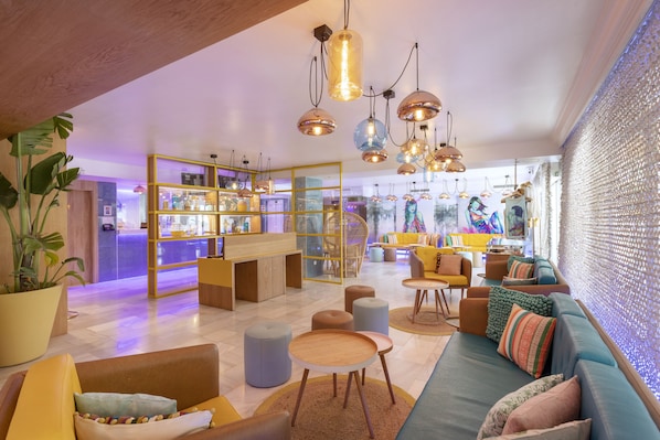 2 Bars/Lounges, Bar im Pool, Poolbar