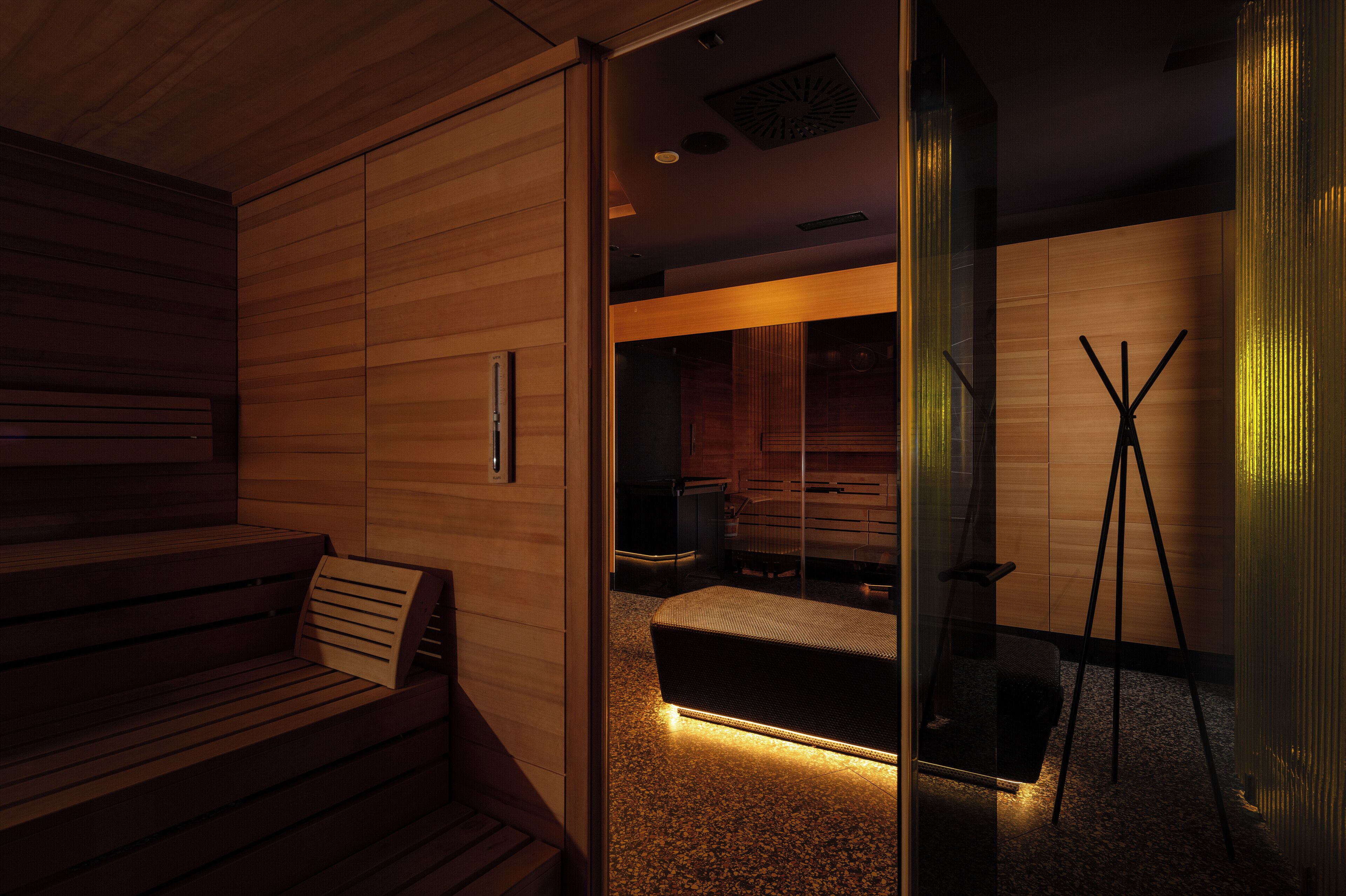Phòng xông hơi sauna