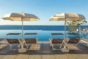 Indoor pool, 2 outdoor pools, pool loungers - Vitality Hotel Punta (Mali Losinj)
