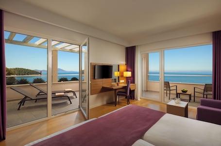 1 bedroom, minibar, in-room safe, desk