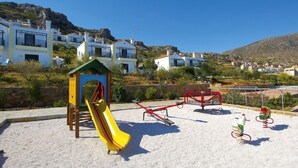 Children's play area - outdoor - Golden Villas (Chersonissos)