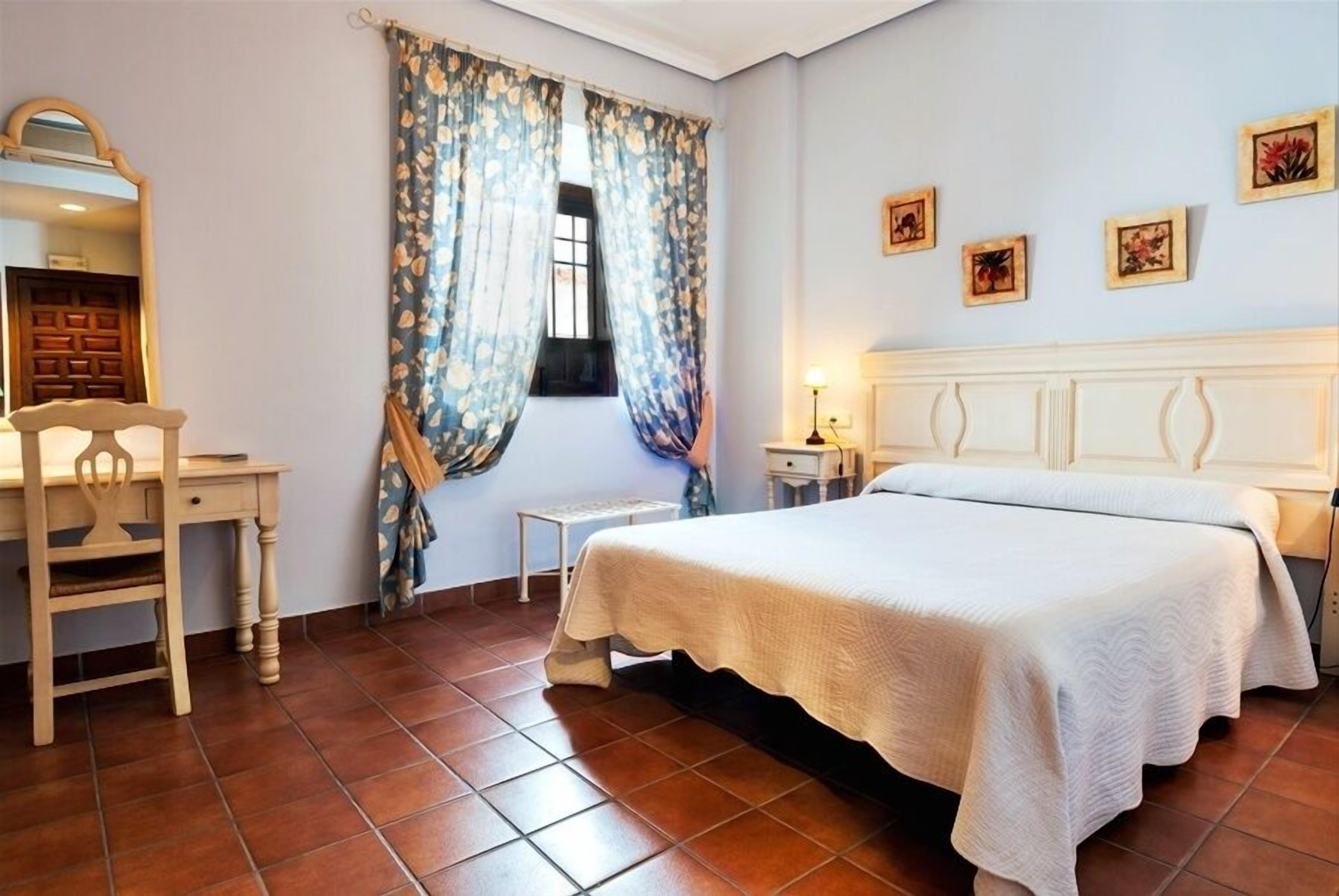 1 bedroom, Select Comfort beds, in-room safe, free WiFi