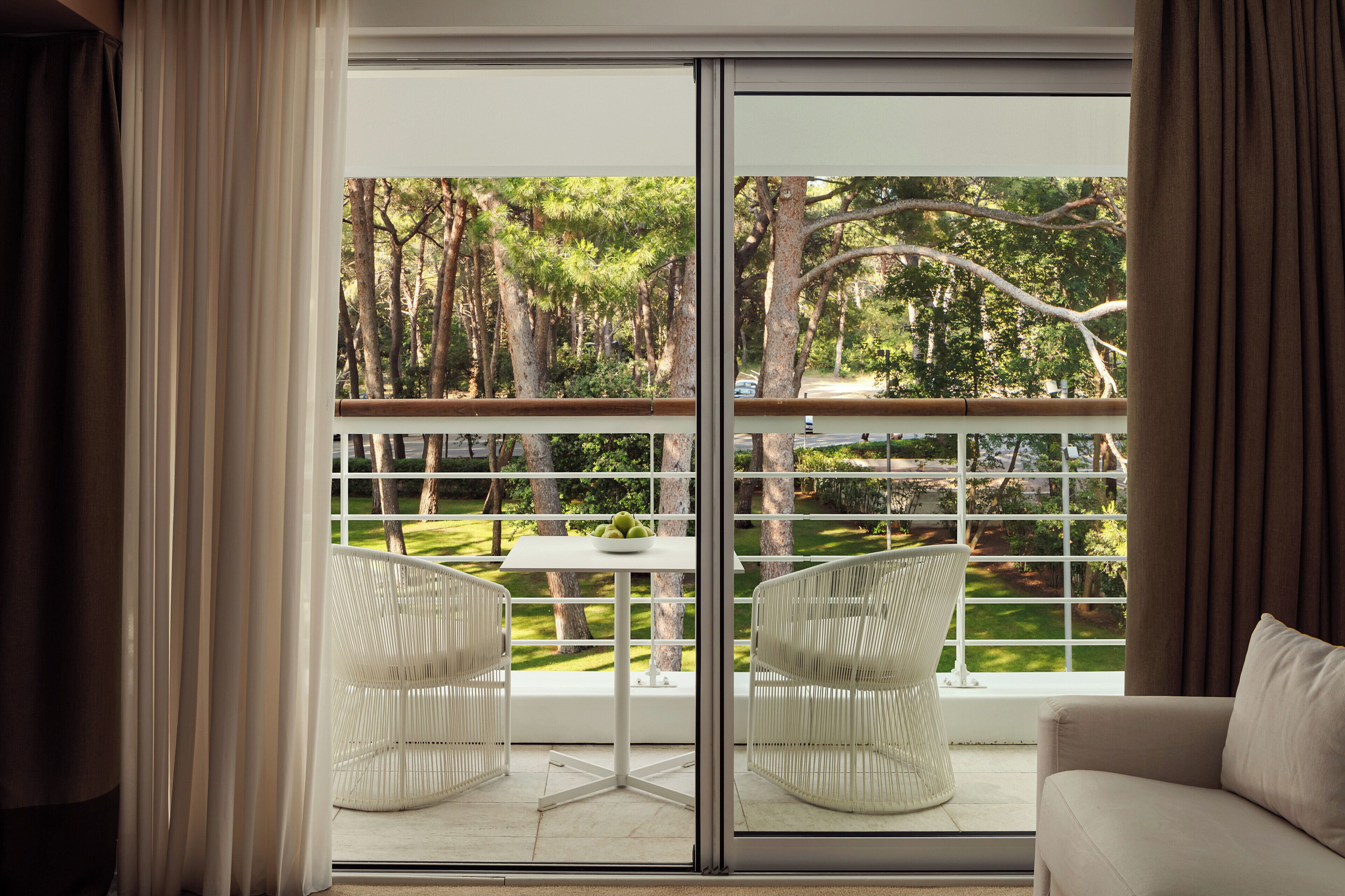 junior suite, terrace | minibar, in-room safe, desk, blackout curtains