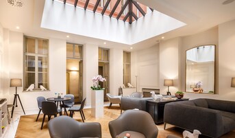 Sala de estar en el lobby