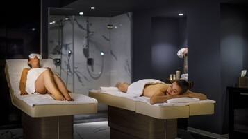 Salas de tratamiento para parejas y baño turco o hammam