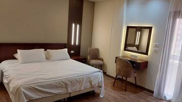 Suite Deluxe | 1 dormitori, minibar, caixa forta a l'habitació i wifi gratuïta