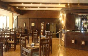Restaurant - Beirut Hotel (Cairo)