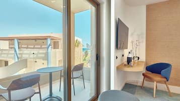 Double Room, Partial Sea View | Terrace/patio
