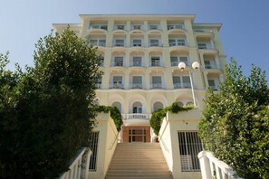 Exterior - Hotel Bristol - Liburnia (Lovran)
