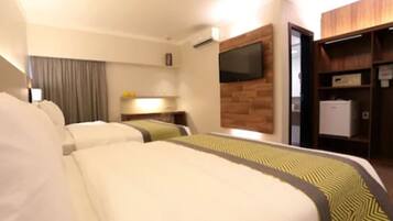 Prime 2 camas de casal | Minibar, in-room safe, desk, blackout drapes