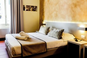 Superior Triple Room | Premium bedding, down comforters, minibar, in-room safe - Albergo Firenze (Florence)