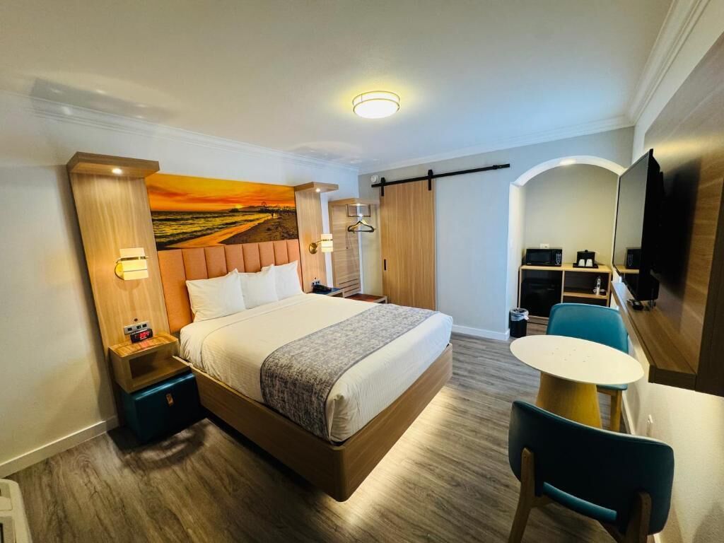 Photo - The Lexmar - Dodger Stadium Hollywood