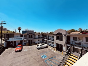 Front of property - The Lexmar Dodger Stadium Hollywood (Los Angeles)