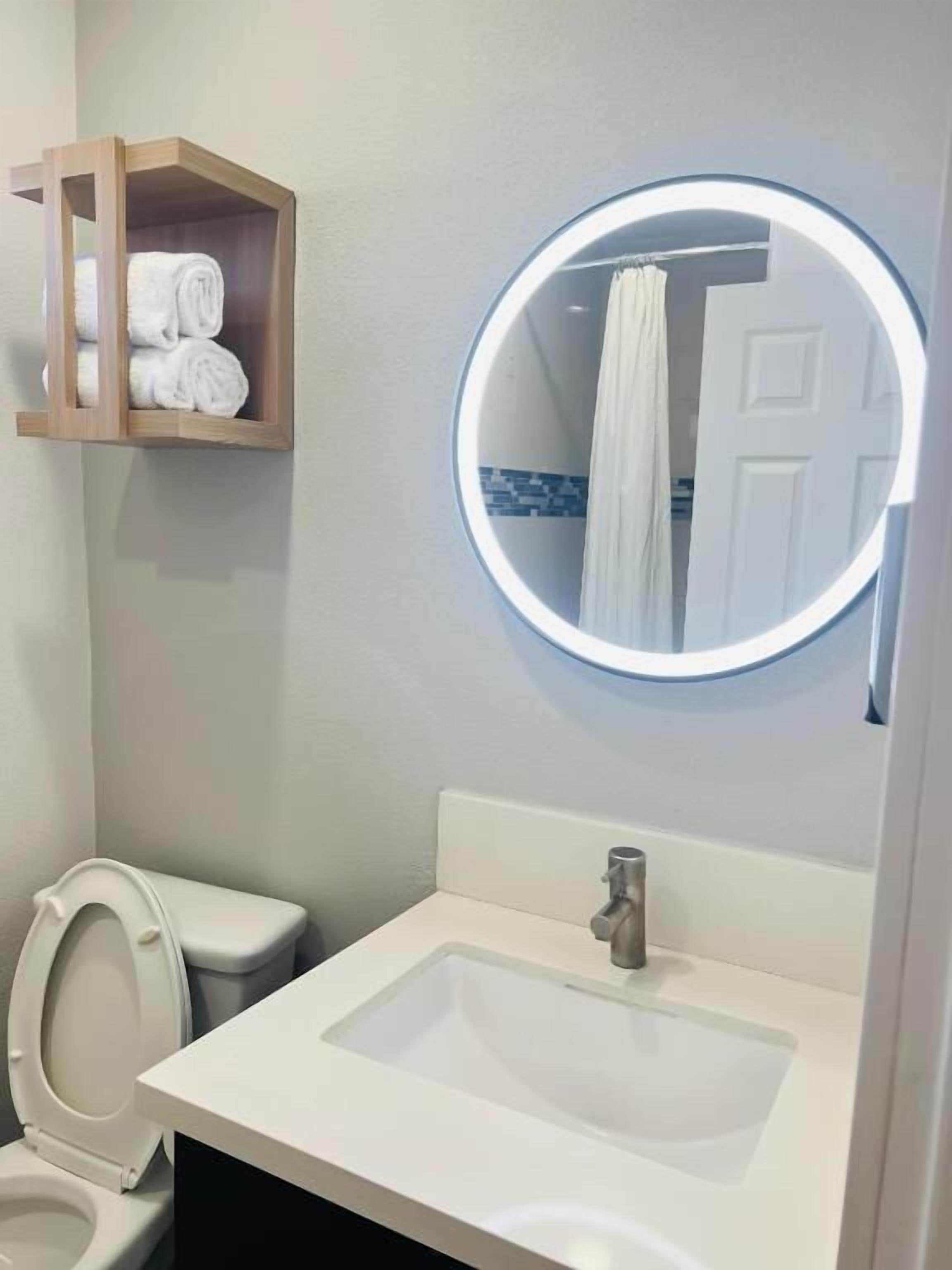 Photo - The Lexmar - Dodger Stadium Hollywood