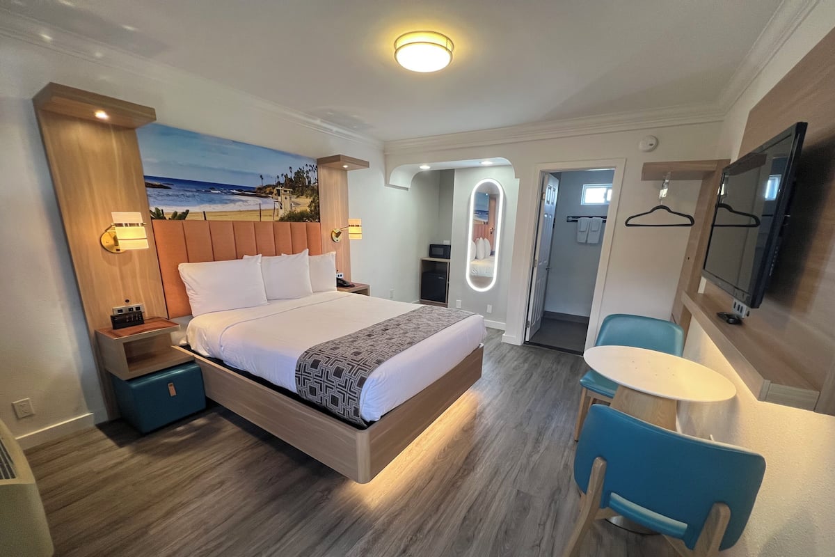 1 Queen Bed Non Smoking