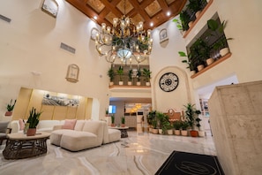 Lobby - Castillo Real St. Augustine Beach,Tapestry Collection Hilton (St. Augustine)