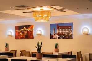 Restaurant - Castillo Real St. Augustine Beach,Tapestry Collection Hilton (St. Augustine)