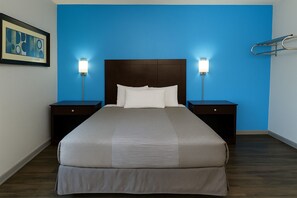 Desk, iron/ironing board, free WiFi, bed sheets
