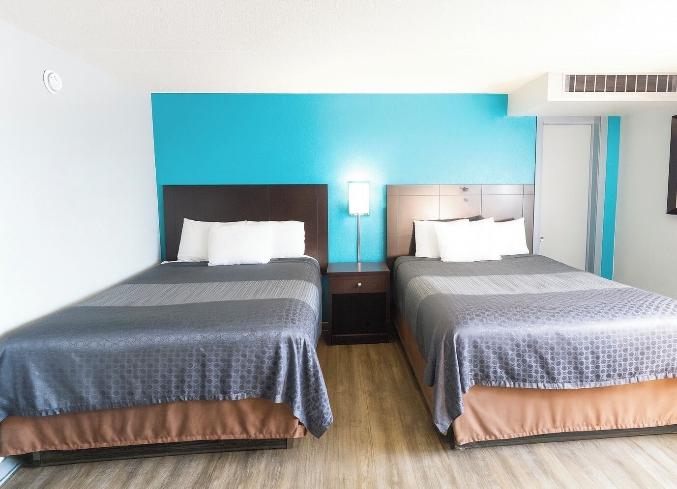 書桌、熨斗/熨衫板、免費 Wi-Fi、床單