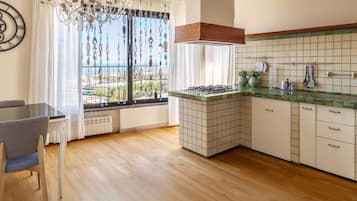1 habitación, minibar, caja de seguridad en la habitación y escritorio