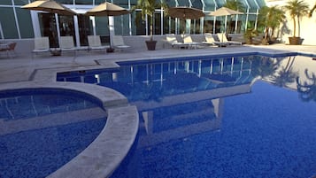 Outdoor pool, pool loungers