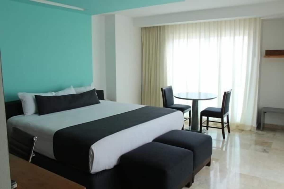 In-room safe, desk, laptop workspace, blackout drapes