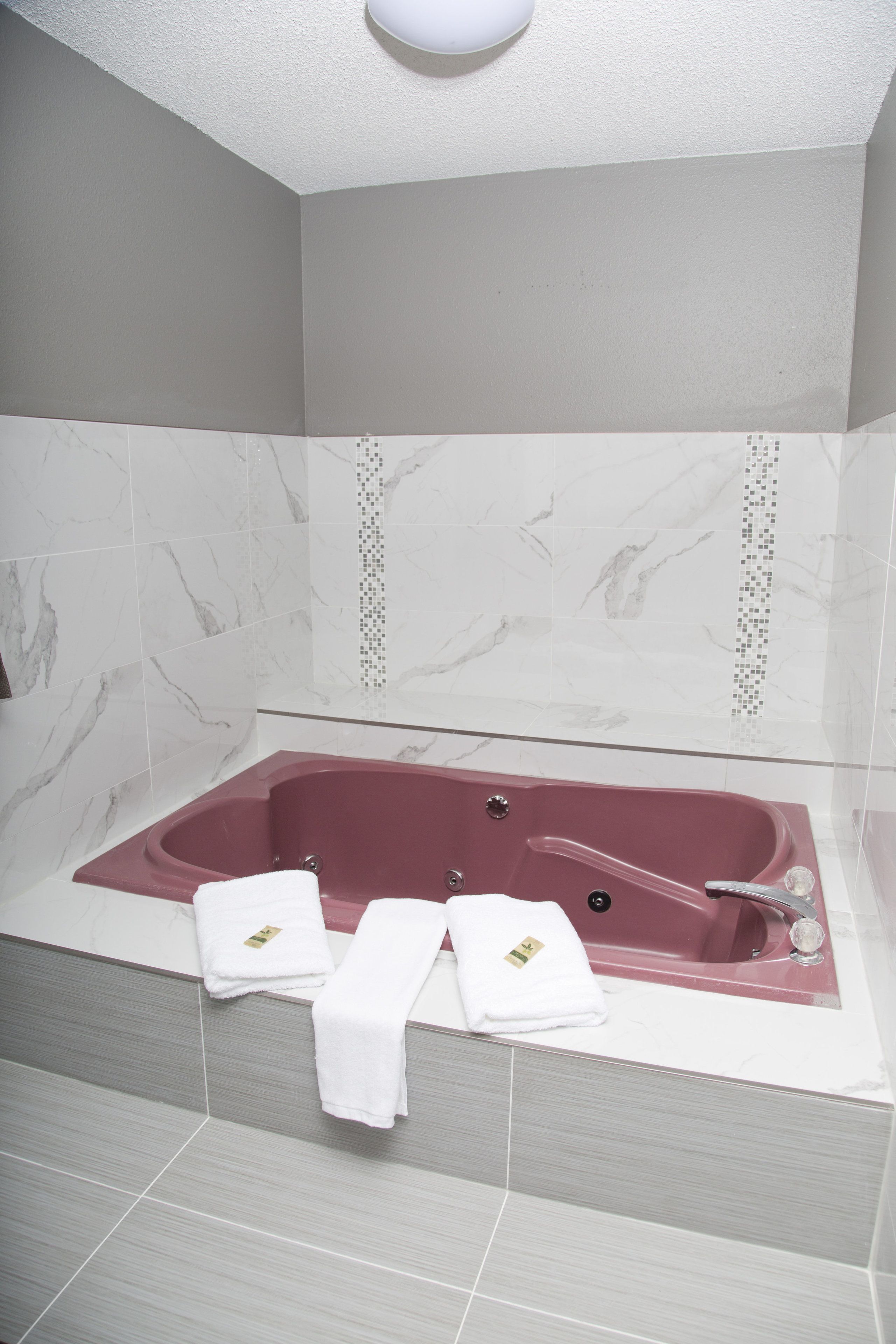 Jet tub