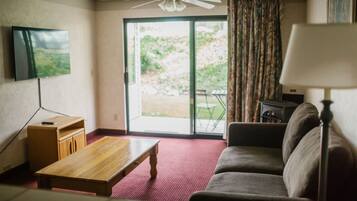 Espace de travail pour ordinateur portable, fer et planche à repasser