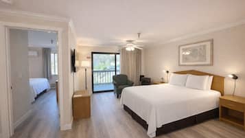 Svit - 2 queensize-sÀngar | Arbetsyta för laptop, strykjÀrn/strykbrÀda, gratis wi-fi och sÀngklÀder